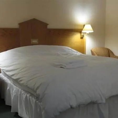 Hazelwood Guest House-3